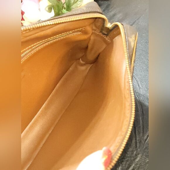 LOUIS VUITTON Marly Dragonne GM Clutch Bag w/ Dust bag Authentic - Picture 8 of 17